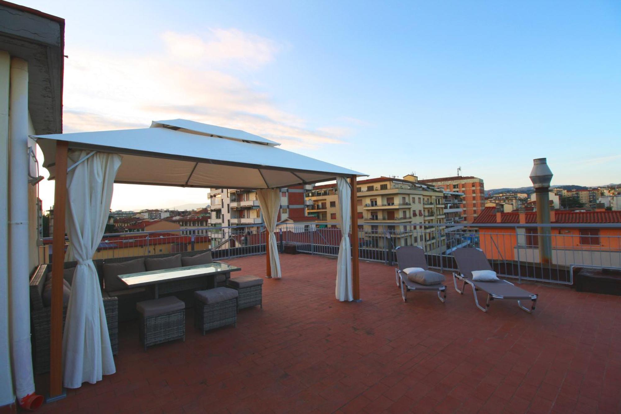 Alice House With Amazing Terrace Florença Exterior foto